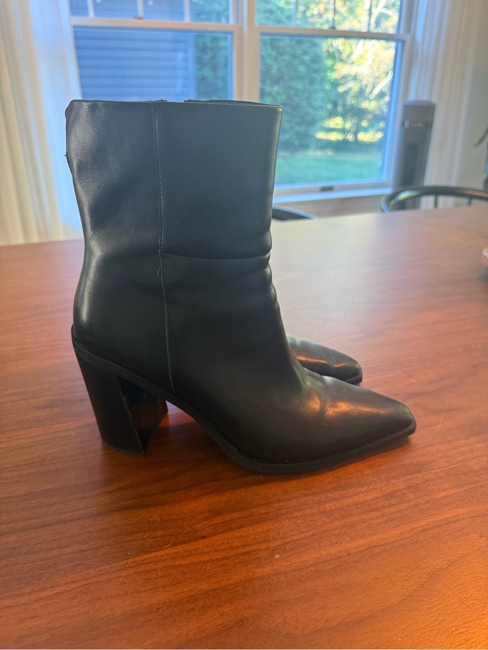 Steve Madden Black Pointed Toe Block Heel Ankle Boots